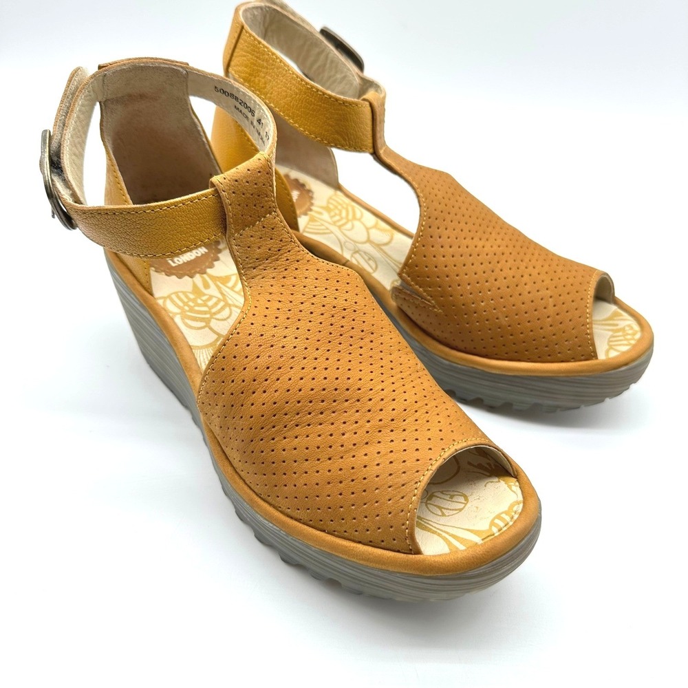 Fly London Yall Mustard Yellow Perforated Leather Wedge Sandals Womens 37/7